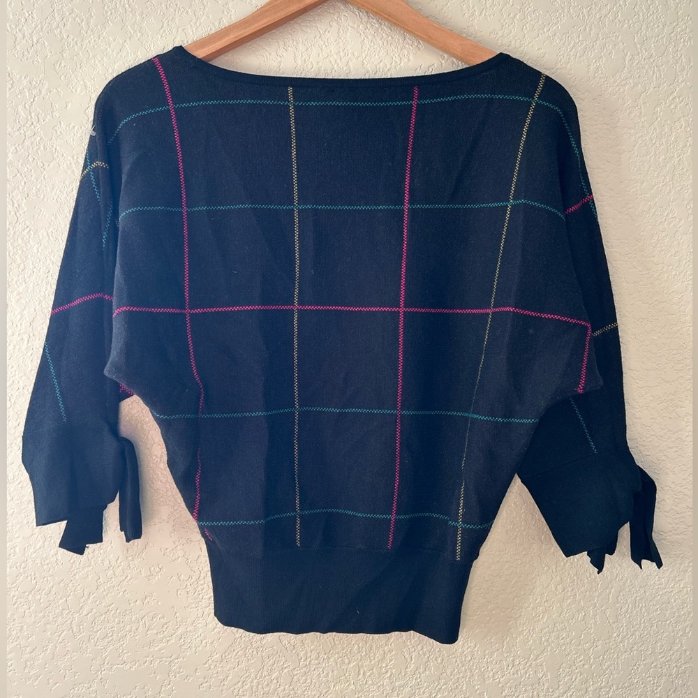 🆕 New York & Company Plaid Sweater Top | S - Picture 2 of 7